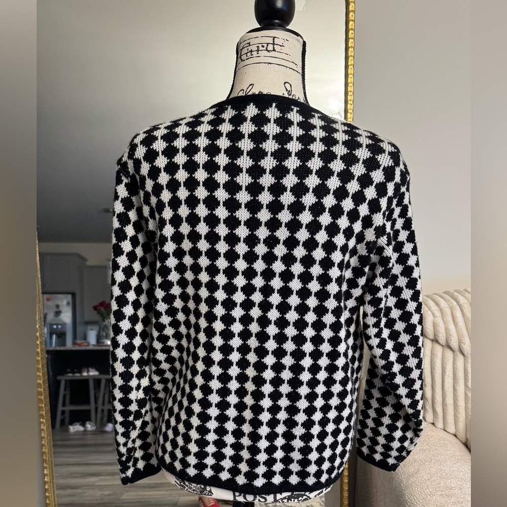 Black and White Patterned Blazer Potomac collection. - Picture 6 of 8